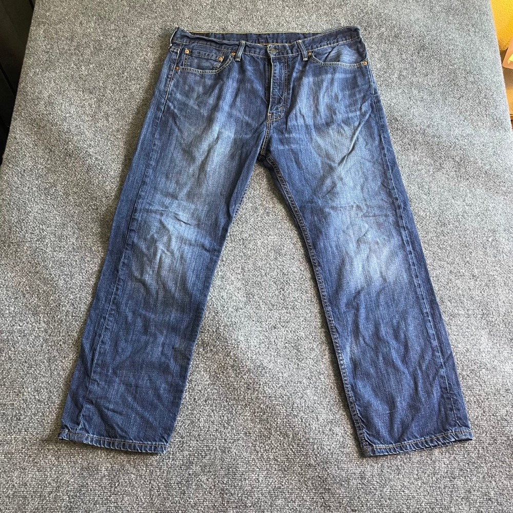 Levis 505 Regular Fit Jeans Mens 38x30 Medium Wash Blue Straight Leg Denim